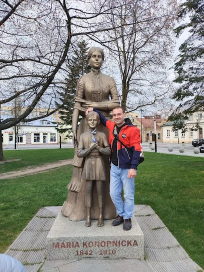 Pomnik Marii Konopnickiej